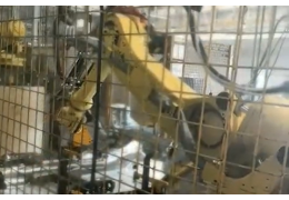 神龙汽车焊装车间国产机器人螺柱焊机应用